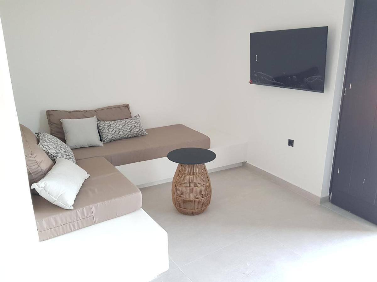 Mylithos Suites Monolithos  Bagian luar foto